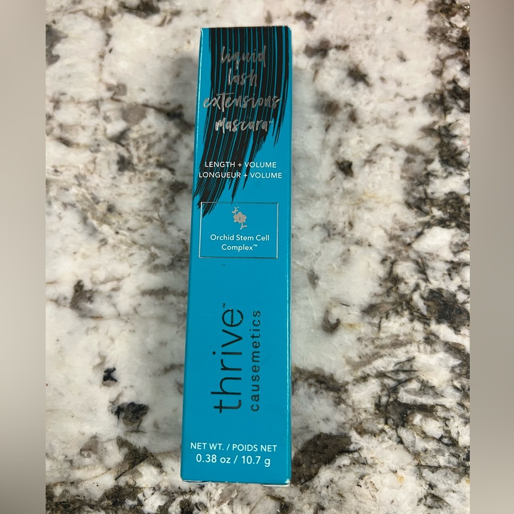 NEW Thrive Mascara Liquid Lash Extensions